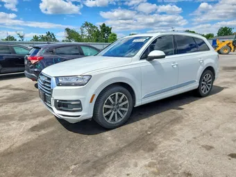 2018 Audi Q7 WA1LAAF71JD015969