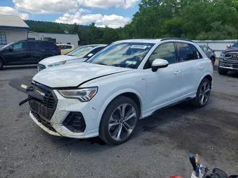 2022 Audi Q3 WA1EECF39N1051602