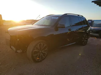 2024 BMW X7 5UX33EM04R9V48943