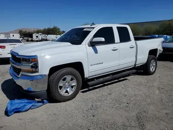 2018 Chevrolet Silverado 1500 1GCRCREC0JZ140472 Lot 54435466