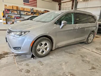 2017 Chrysler Pacifica 2C4RC1EG5HR782226 Lot 53182236