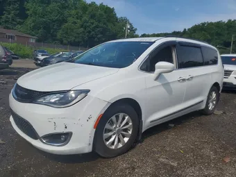 2017 Chrysler Pacifica 2C4RC1BG8HR706116 Lot 60324196