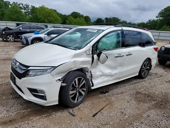 2018 Honda Odyssey 5FNRL6H93JB055582