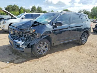 2024 Honda Passport 5FNYF8H60RB021938