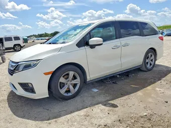 2019 Honda Odyssey 5FNRL6H7XKB040013