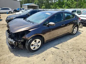 2017 Kia Forte 3KPFK4A78HE101216 Lot 56157426