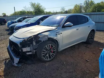 2023 Maserati Grecale ZN682AVM7P7422443