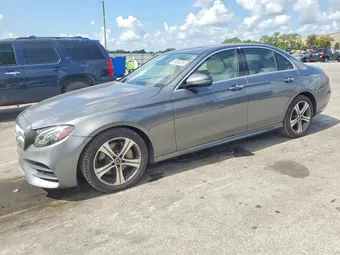 2020 Mercedes-Benz E-Class W1KZF8DB8LA839897