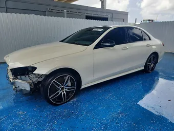 2020 Mercedes-Benz E-Class WDDZF8DB2LA700784