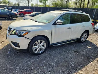 2018 Nissan Pathfinder 5N1DR2MM2JC678227