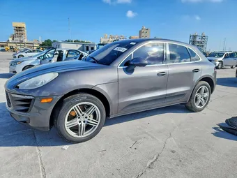 2016 Porsche Macan WP1AB2A5XGLB47521