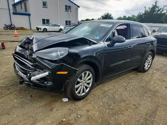 2020 Porsche Cayenne WP1AA2AY1LDA06516