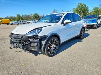 2015 Porsche Cayenne WP1AC2A28FLA81147