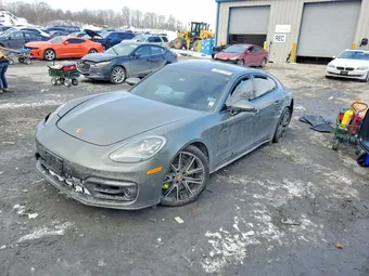 2023 Porsche Panamera WP0AE2A74PL120258