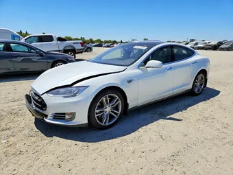 2015 Tesla Model S 5YJSA1S10FF099415 Lot 60622356