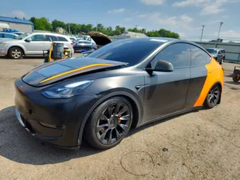 2024 Tesla Model Y 7SAYGAEE6RF029884 Lot 56530136