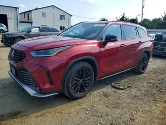 2024 Toyota Highlander 5TDKDRBH2RS533806