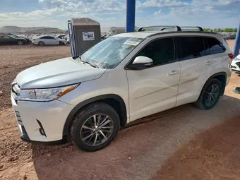 2018 Toyota Highlander 5TDJZRFH4JS498178 Lot 58463836