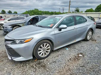 2018 Toyota Camry 4T1B11HK6JU075468