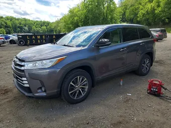 2018 Toyota Highlander 5TDJZRFH7JS561872 Lot 58073546
