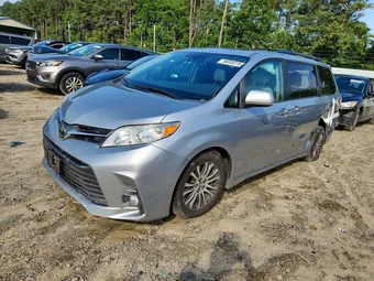 2020 Toyota Sienna 5TDYZ3DC5LS050070