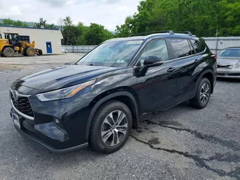 2024 Toyota Highlander 5TDKBRCH6RS609919 Lot 57132426