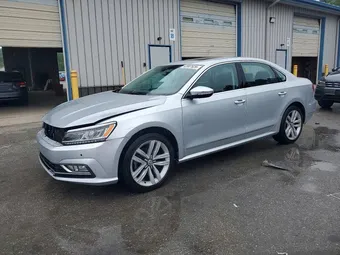 2016 Volkswagen Passat 1VWCT7A36GC055919