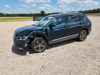 2019 Volkswagen Tiguan 3VV3B7AXXKM116271
