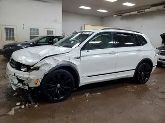 2020 Volkswagen Tiguan 3VV2B7AX0LM135666