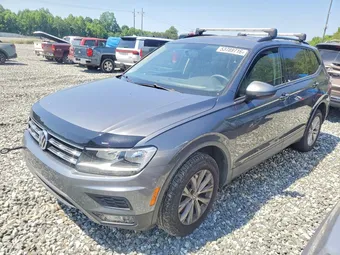 2018 Volkswagen Tiguan 3VV1B7AX6JM010244