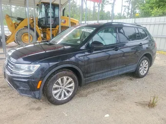 2018 Volkswagen Tiguan 3VV0B7AX4JM154502