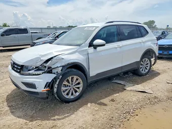 2019 Volkswagen Tiguan 3VV1B7AX2KM079188