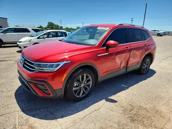 2023 Volkswagen Tiguan 3VV3B7AX4PM036195