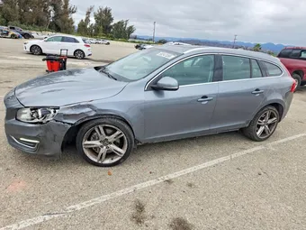 2016 Volvo V60 YV1612SK1G1311372
