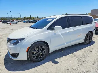 2018 Chrysler Pacifica 2C4RC1BG5JR182400 Lot 60193566
