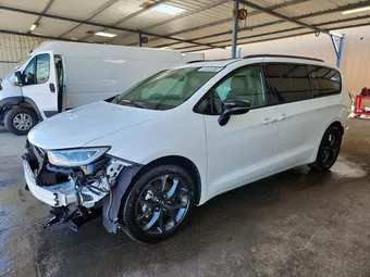 2025 Chrysler Pacifica 2C4RC1GGXSR530492