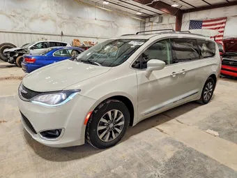 2019 Chrysler Pacifica 2C4RC1EG2KR645381