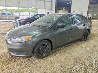 2017 Ford Focus 1FADP3E20HL244840