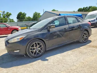 2016 Ford Focus 1FADP3F22GL379427