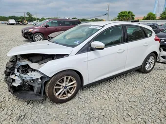 2017 Ford Focus 1FADP3K28HL224100