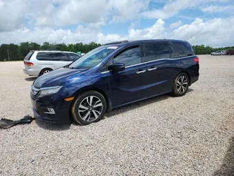 2018 Honda Odyssey 5FNRL6H94JB078353
