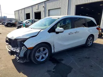 2019 Honda Odyssey 5FNRL6H70KB090337