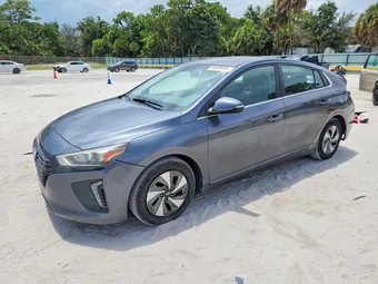 2017 Hyundai Ioniq KMHC75LC3HU019010