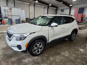 2021 Kia Seltos KNDERCAA3M7167227