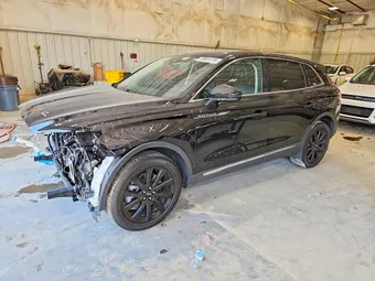 2021 Lincoln Nautilus 2LMPJ8K99MBL12621