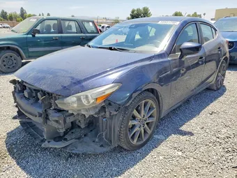 2018 Mazda 3 3MZBN1L38JM270367
