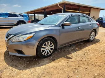 2017 Nissan Altima 1N4AL3APXHN317572 Lot 55602906