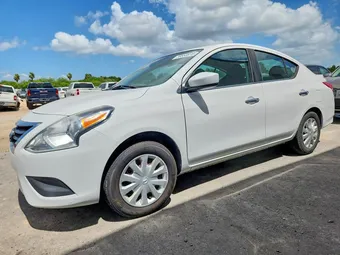 2017 Nissan Versa 3N1CN7AP5HL806937