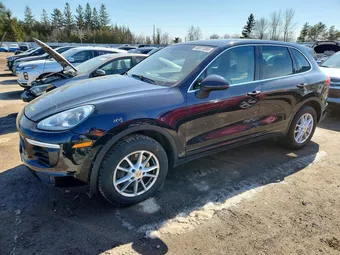 2016 Porsche Cayenne WP1AA2A29GKA14943