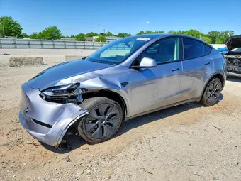 2025 Tesla Model Y 7SAYGDEE5SA359052